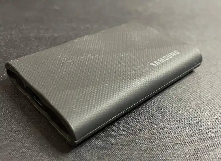 Güçlü ve Dayanıklı Taşınabilir Depolama Çözümleri ile Veri Güvenliğinizi Artırın