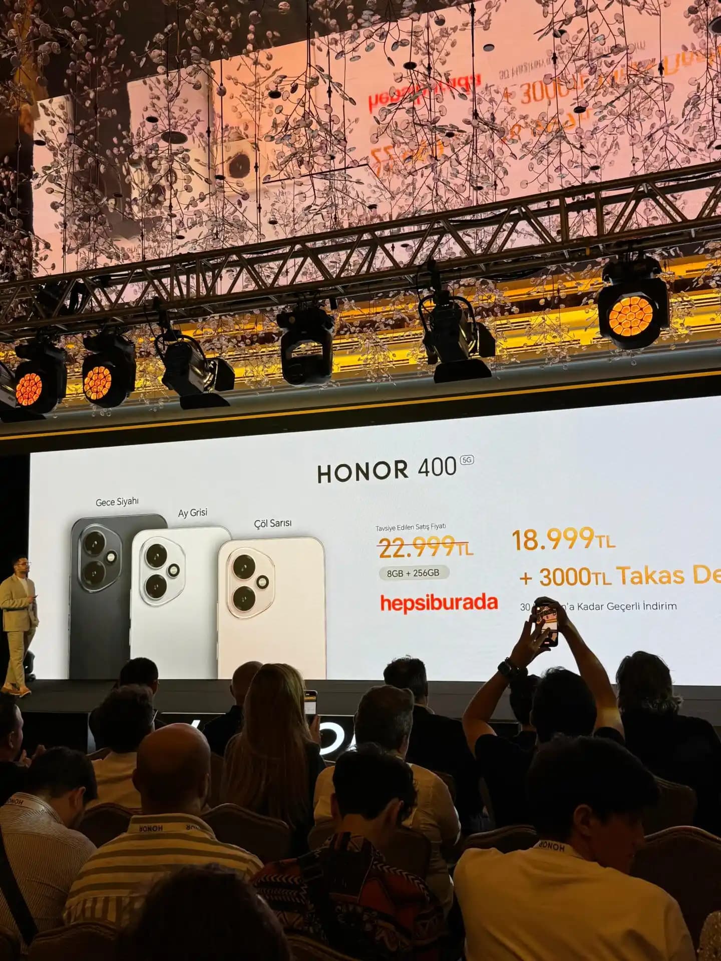 Honor 400 Akıllı Telefonu Fiyat-Performans Dengesi ve Kullanıcı Yorumları