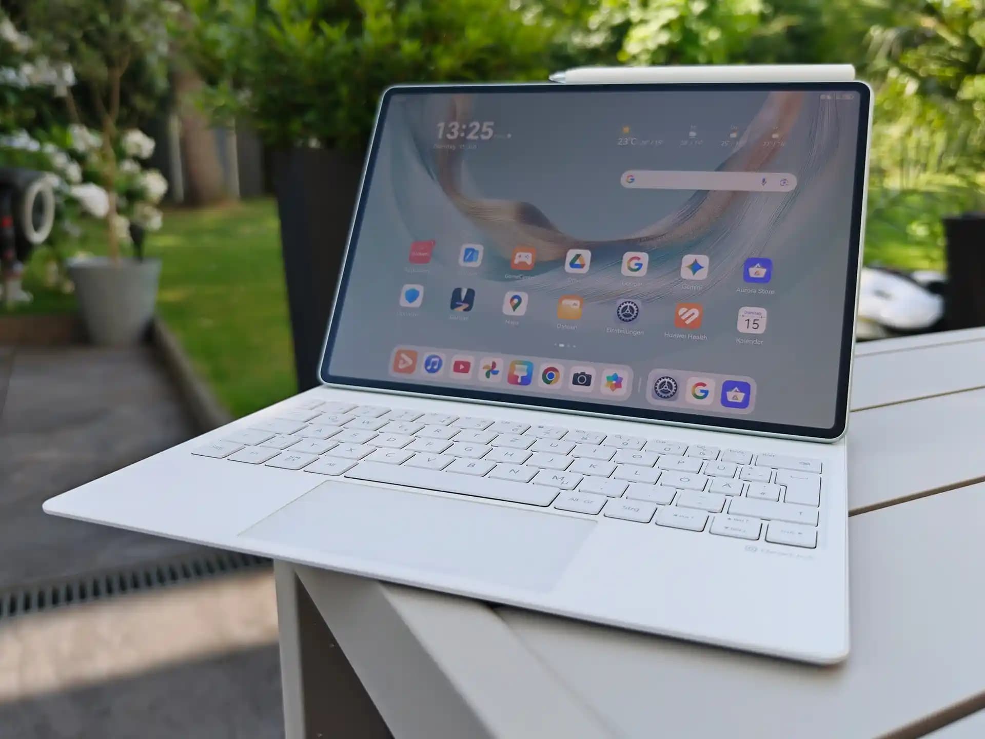 Huawei MatePad Serisi: Yüksek Performanslı ve Taşınabilir Tablet Çözümleri