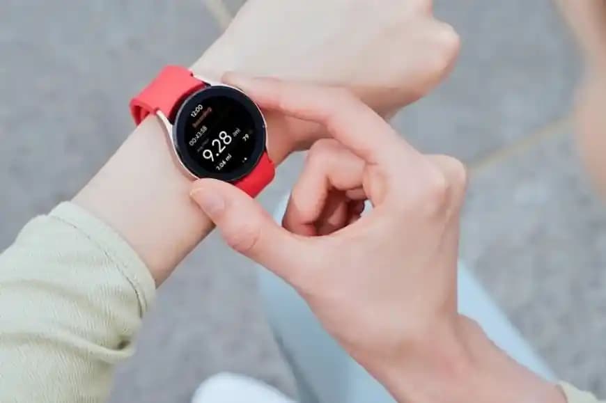 Huawei ve Samsung Akıllı Saatleri: Teknik Özellikler ve Kullanıcı Deneyimleri Karşılaştırması