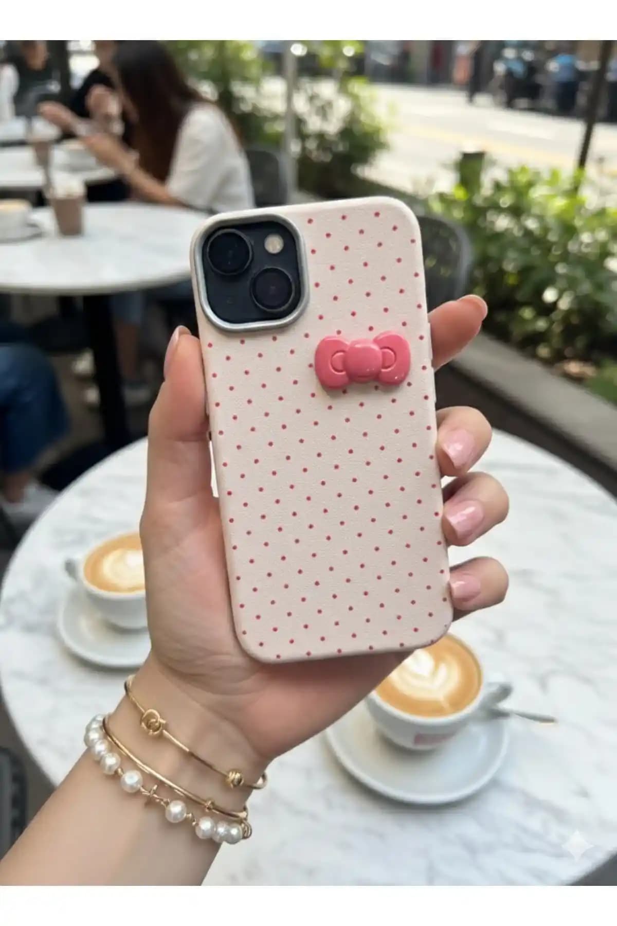 iPhone 14 Plus için Güncel ve Şık Kılıf Trendleri: Estetik ve Koruyucu Seçenekler