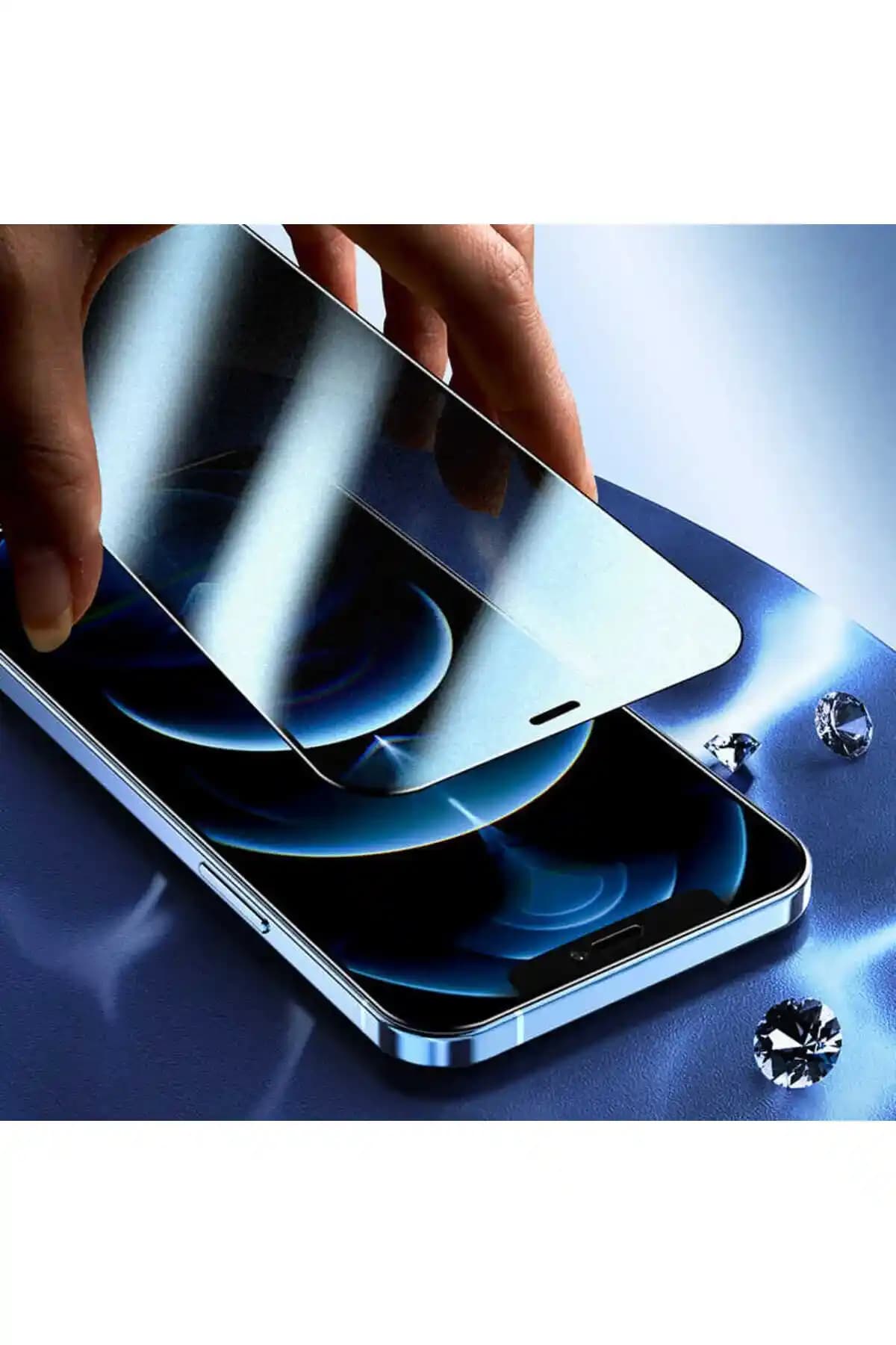 iPhone 15 Pro Max için yüksek dayanıklı ve şeffaf tamperli ekran koruyucu seçimi