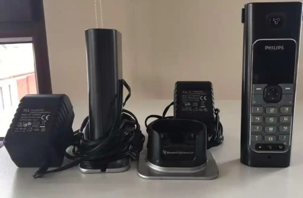 Kablosuz İletişim Telefon Sistemleri: Güncel Teknolojiler ve Kullanım Avantajları