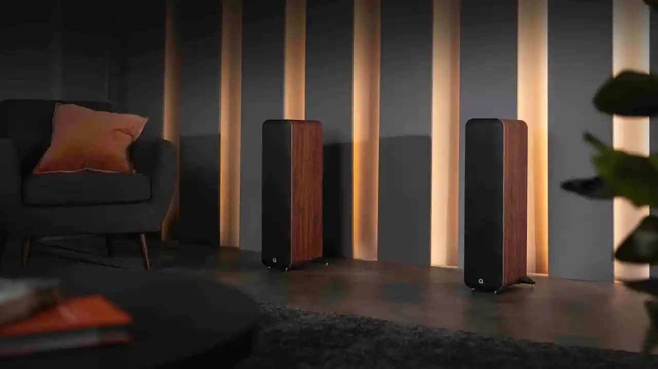 Modern Evler İçin Şık ve Fonksiyonel Ev Ses Çubuğu Tasarımları ve Özellikleri