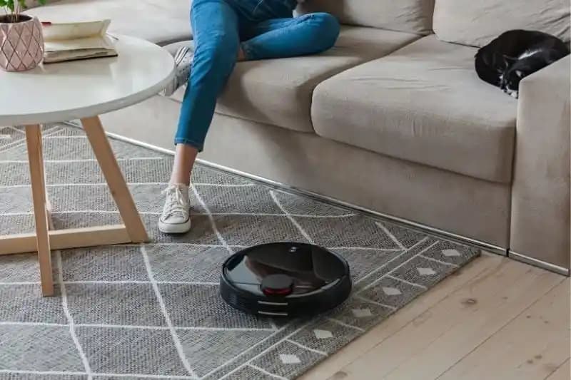 Robot Süpürgelerin Günümüzdeki Rolü ve Avantajları: Temizlikte Yeni Dönem