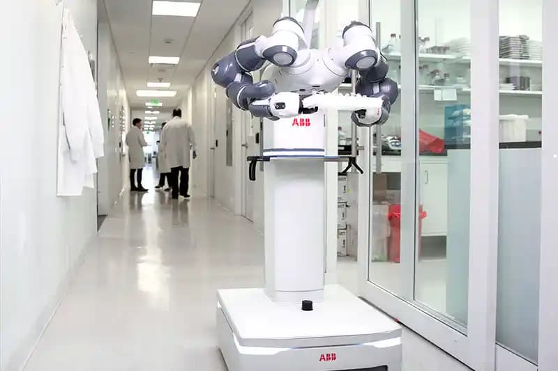 Robot Teknolojilerinin Endüstri, Sağlık ve Günlük Yaşamda Gelişimi ve Uygulamaları