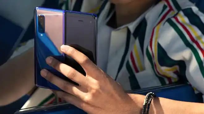 Samsung Galaxy Fold Yeni Modeli: Katlanabilir Teknolojide Güncel Yenilikler ve Özellikler