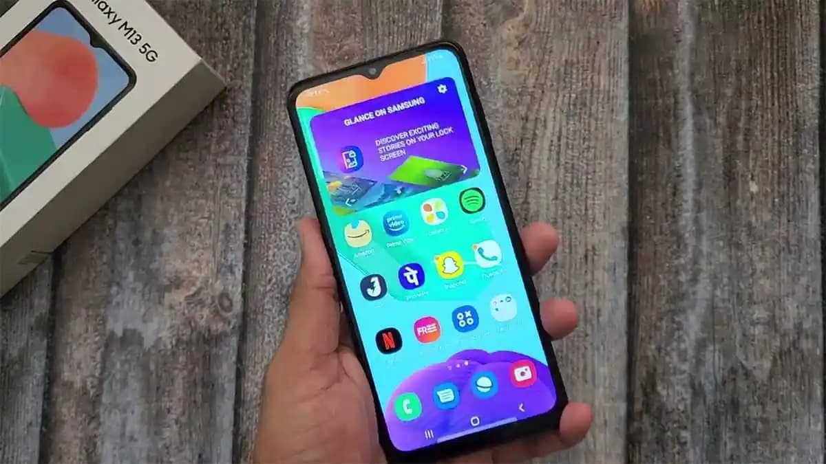 Samsung Galaxy M13 ve Galaxy A06 Karşılaştırması: Özellikler ve Kullanıcı Tercihleri