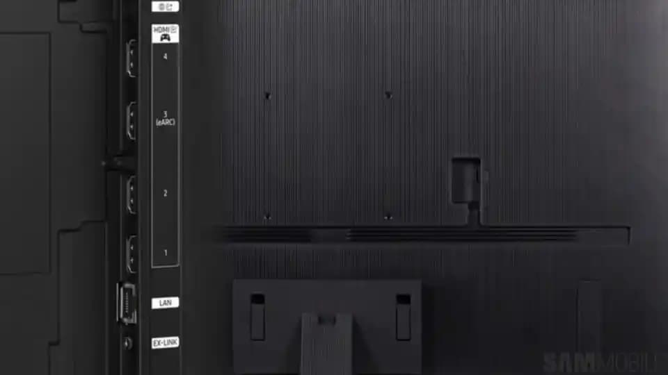 Samsung QN85D 85 İnçlik Dev Ekranla Yüksek Kaliteli Ev Sinema Deneyimi Sunuyor