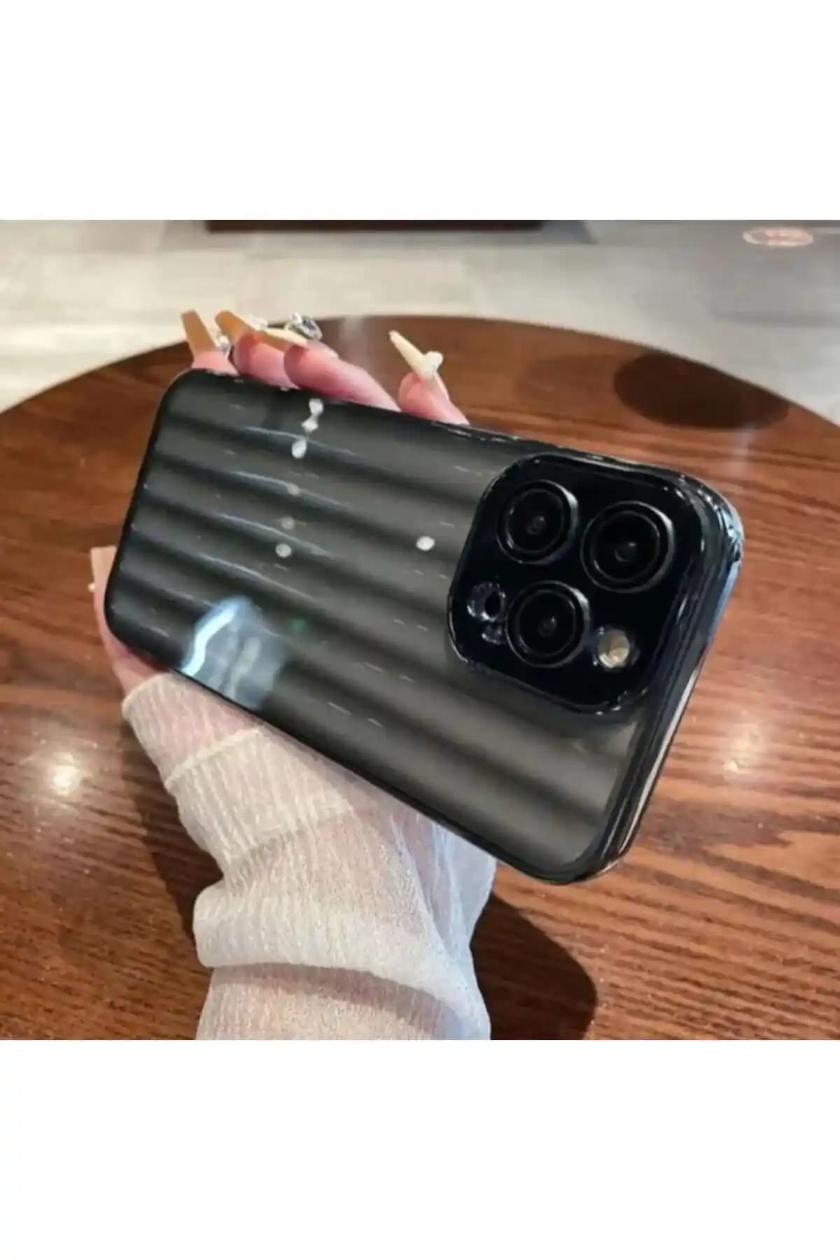 Telefon Silikon Kılıf Modelleri ve Seçim Rehberi: Koruma ve Şıklık İçin İpuçları