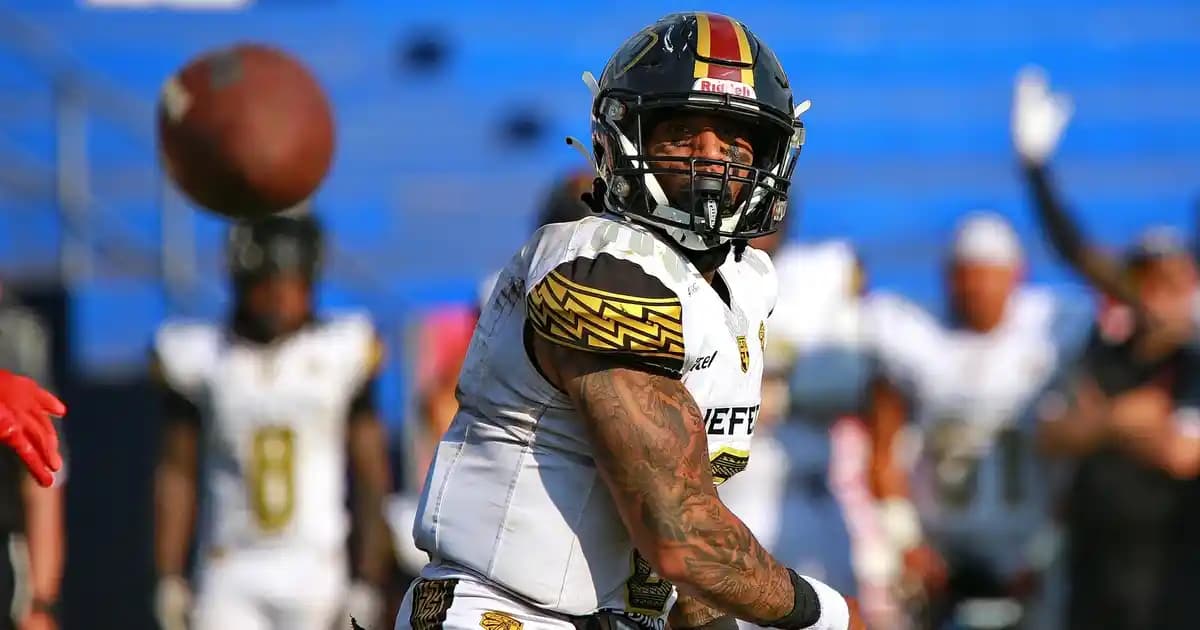 Xiaomi 15 ve Tecno Akıllı Telefon Modellerinin Karşılaştırması ve Pazar Konumu