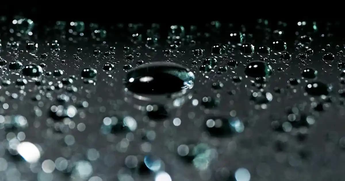 Yüksek Kaliteli Yaka Mikrofonları ile Profesyonel Ses Kaydı ve Yayın Çözümleri