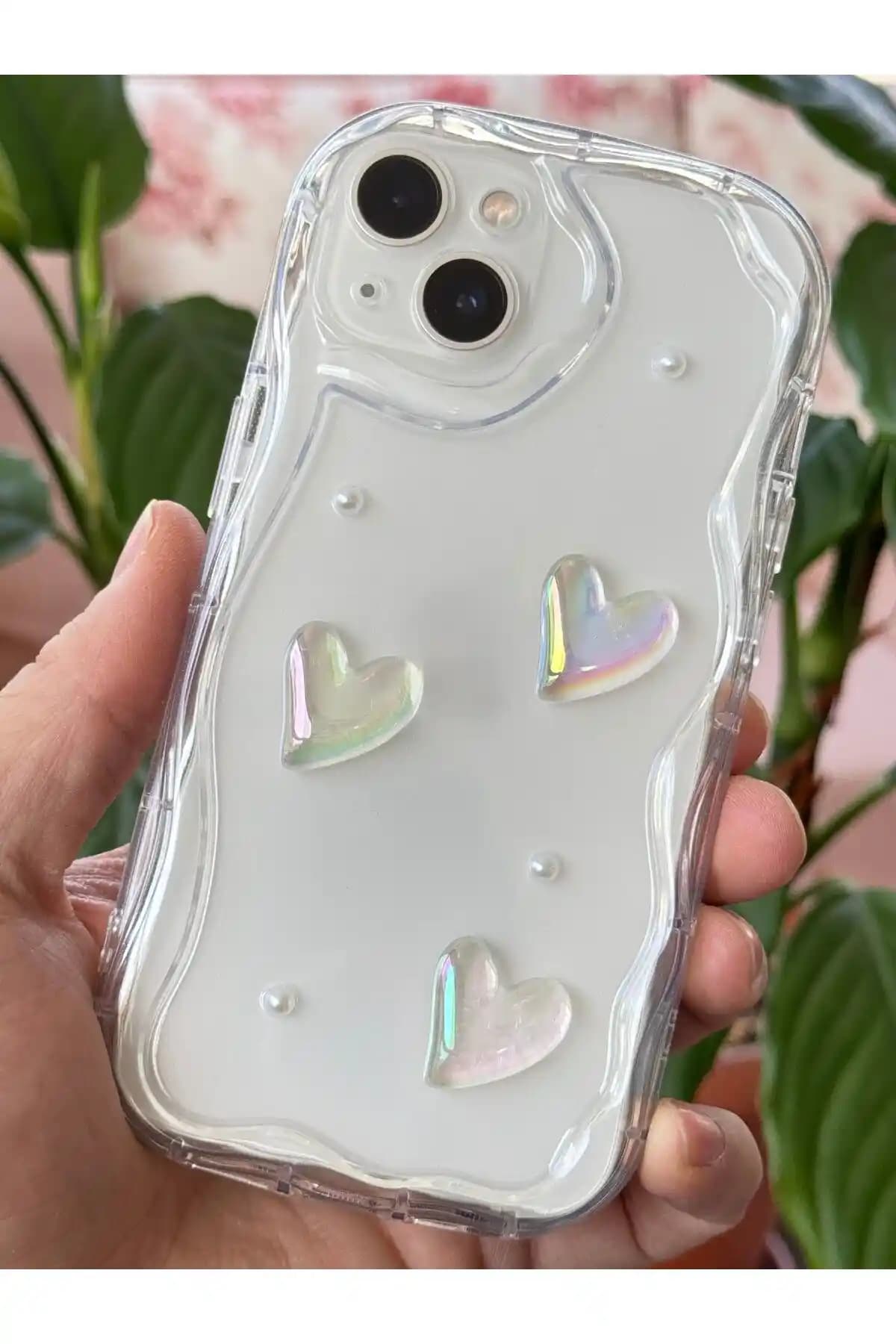 iPhone 13 için Fibaks ve KVK Privacy Kılıflarının Detaylı Karşılaştırması