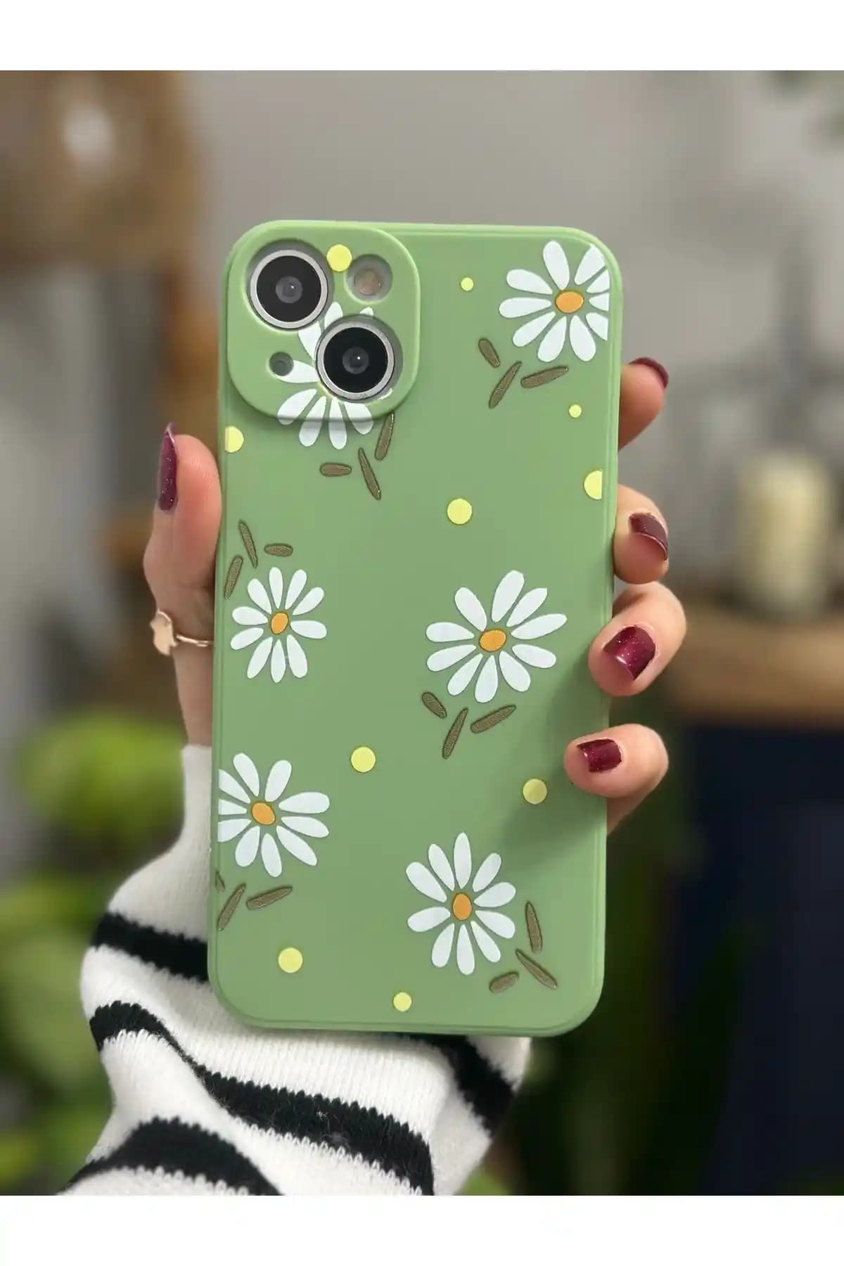 iPhone 14 Plus için Papatya ve Smile Baskı Silikon Kılıf Modelleri