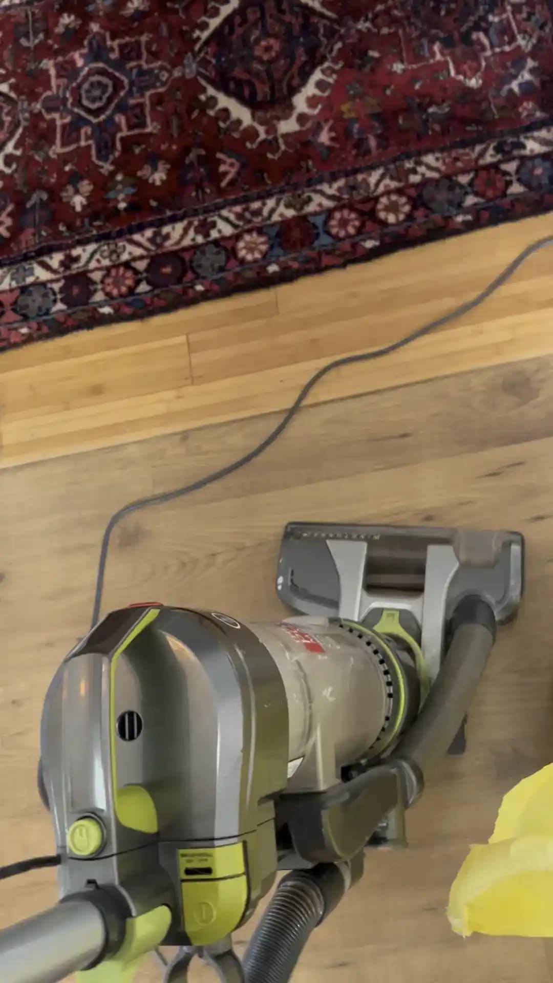 Elektrikli Süpürgelerde Hava Deliği Gürültüsünün Nedenleri ve Çözüm Yöntemleri