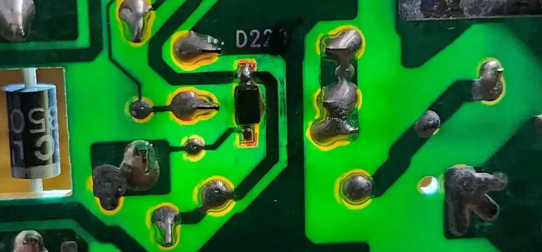 Elektronik Devrelerde Varaktör Diyotu Aşırı Isınması ve Lehim Bağlantılarının Arıza Etkileri