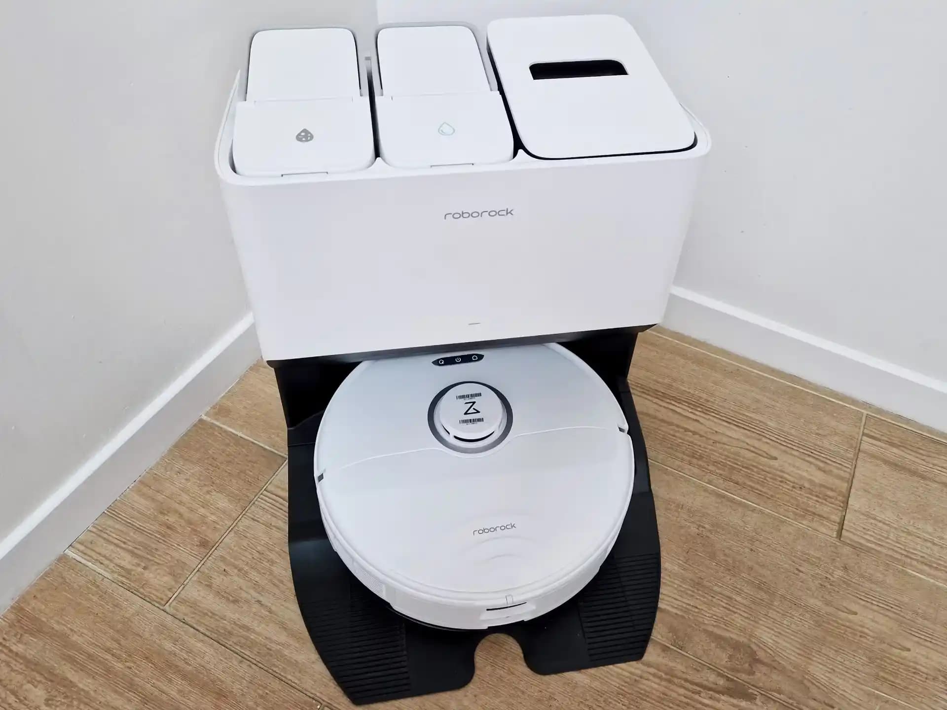 Roborock ve iRobot Robot Süpürge Karşılaştırması: Performans, Fiyat ve Teknoloji Analizi