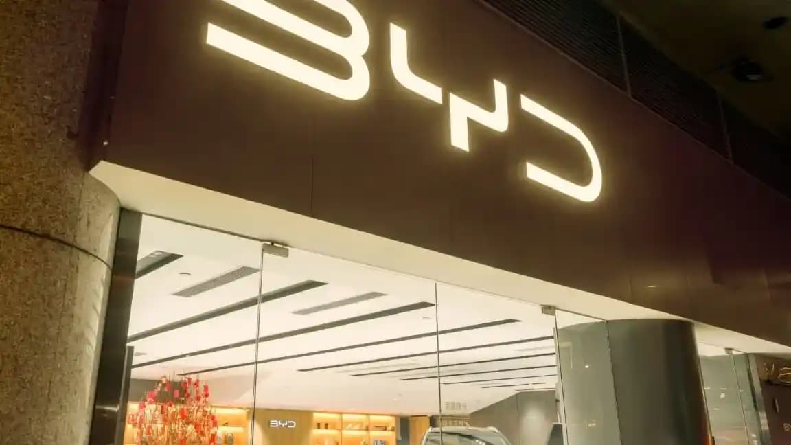 BYD'nin Yeni Elektrikli Araç Bataryaları: 5 Dakikada 250 Mil Menzil ve 1 Megawatt Şarj Kapasitesi