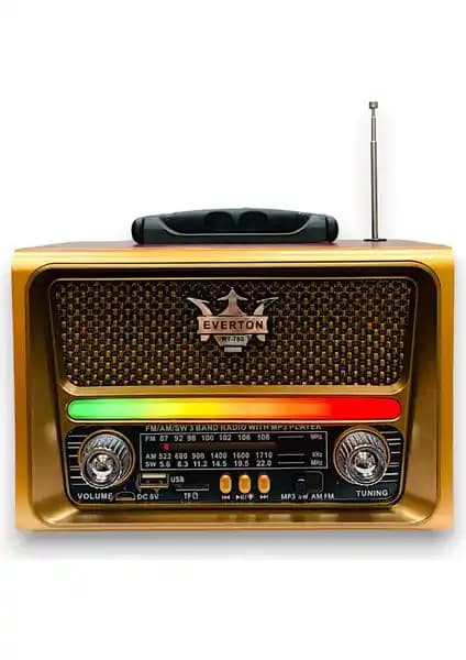 Everton Nostaljik Radyo ve MEGA MG-1909BT Karşılaştırması: Hangi Radyo Sizin İçin Uygun