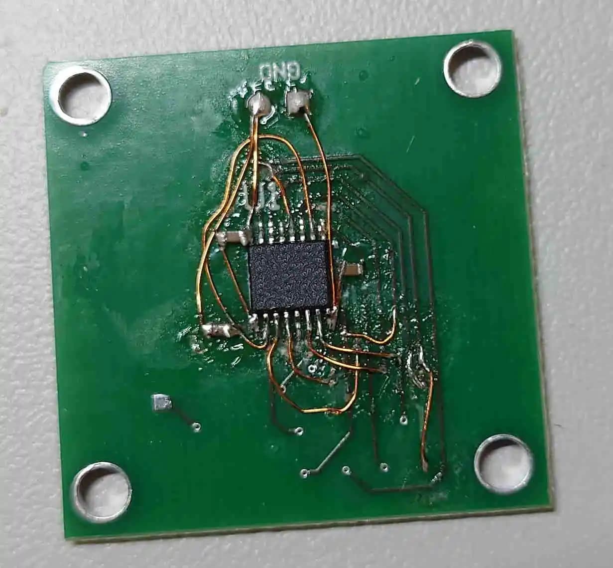 Elektronik Prototiplemede Karışık Pinout Sorunları ve Manyetik Tel Kullanımı Yöntemleri