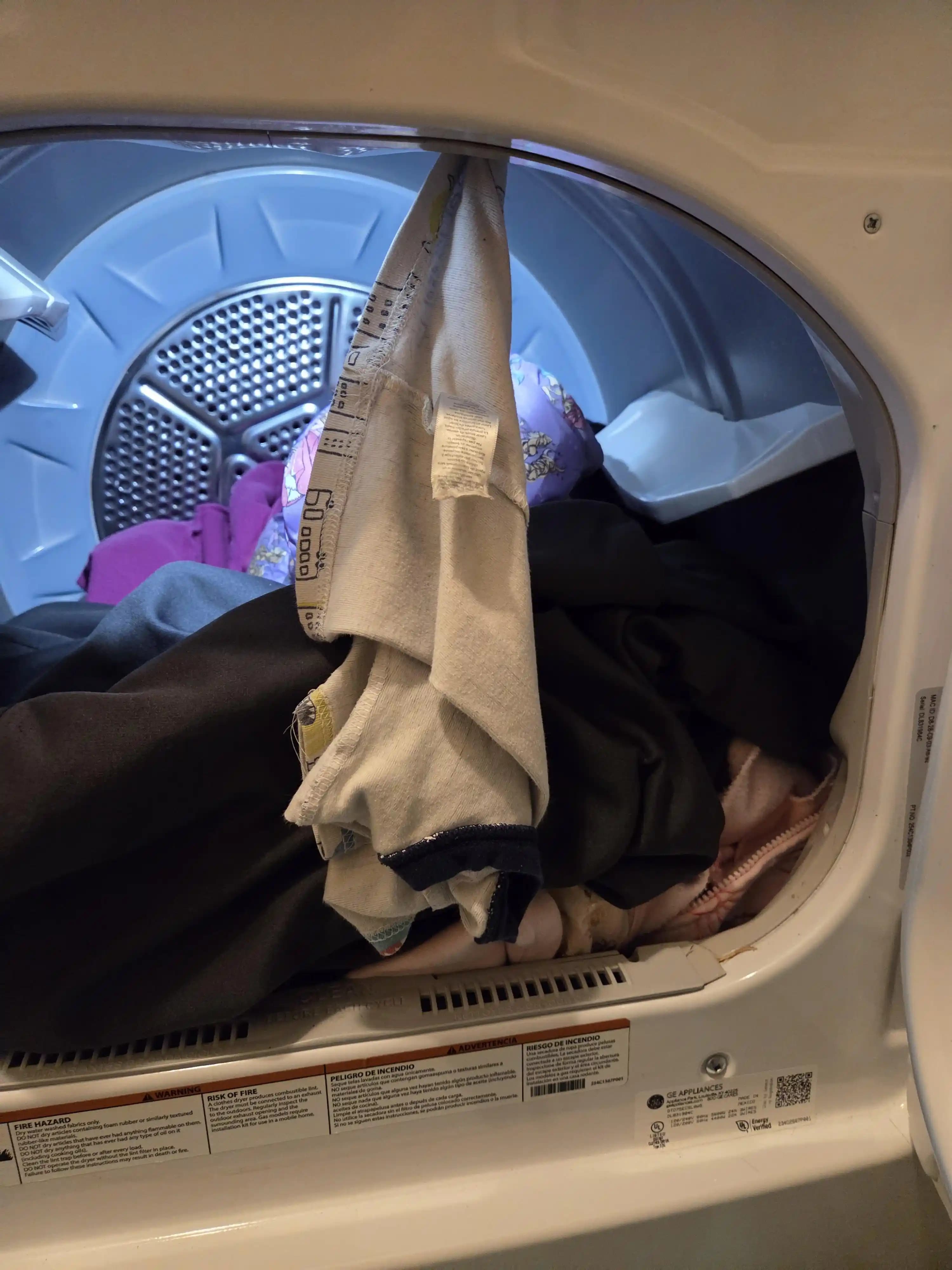 GE Kurutucularda Giysilerin Takılması Sorunu ve Çözüm Yöntemleri Üzerine Detaylı İnceleme