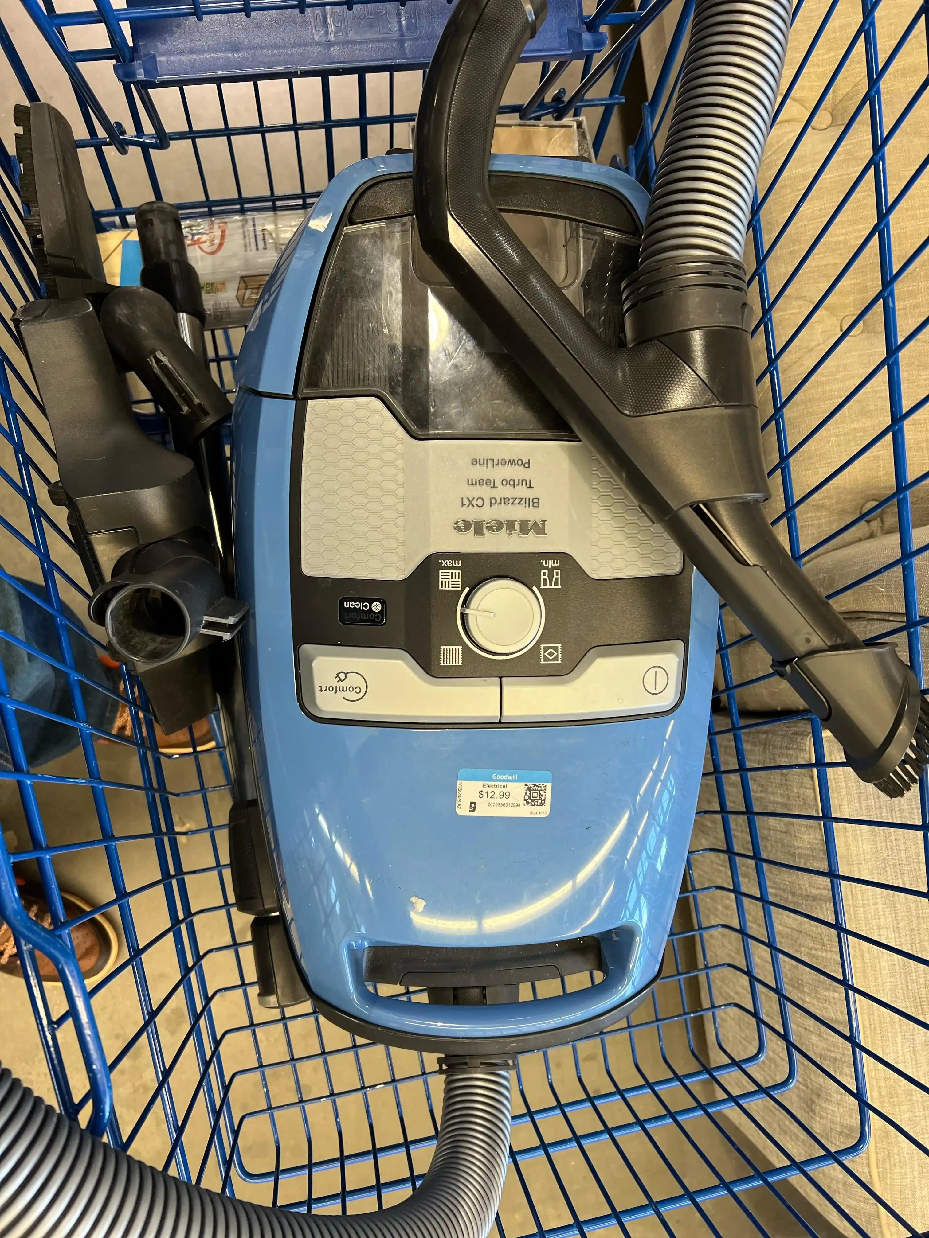 Goodwill'den Uygun Fiyata Miele Elektrikli Süpürge Alırken Filtre ve Bakım Detayları