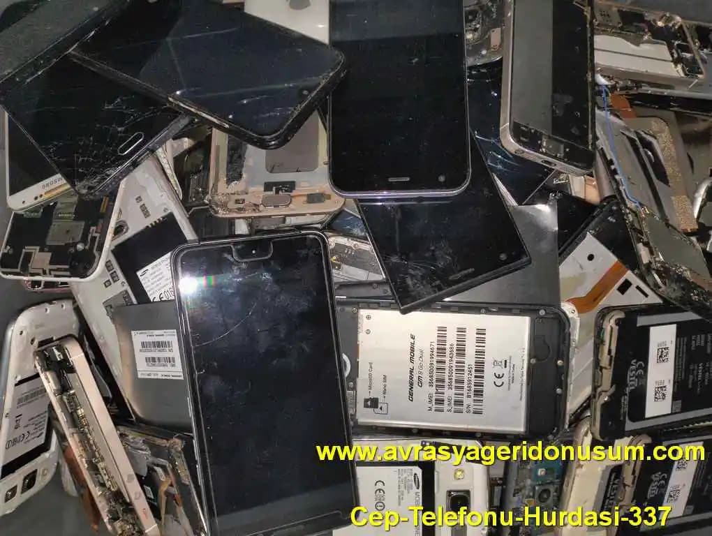 Her Zaman Açık Cihazlar ve Mahremiyetin Geleceği: Yasal ve Teknik Zorluklar