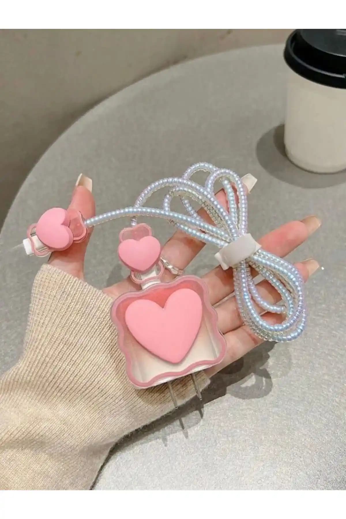 Innovicase iPhone 20W Uyumu ile Güvenilir ve Estetik Şarj Aleti Kılıfı Çözümü