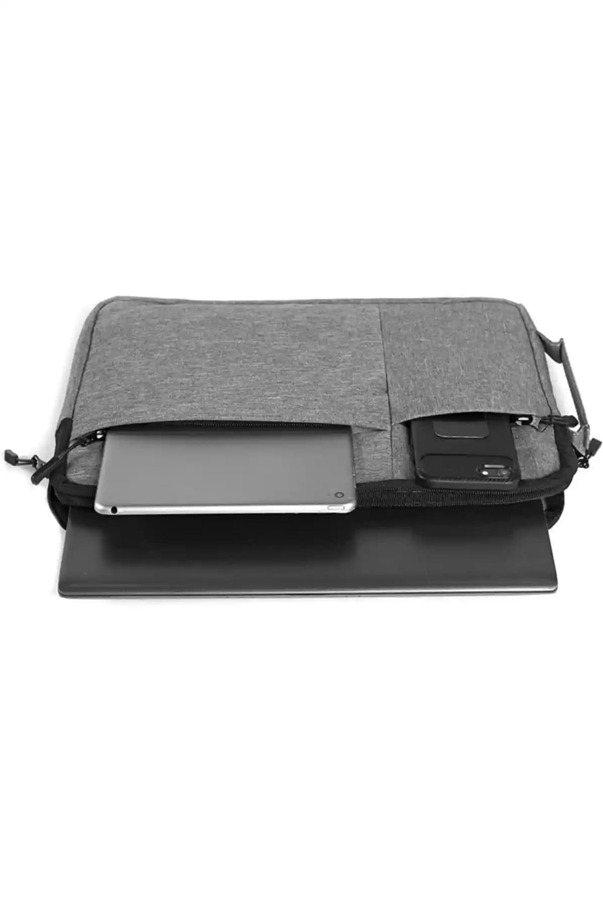 Polina Joensuu Tasarımı Gri MacBook Kılıfı 13-14 İnç Darbe ve Suya Dayanıklı Koruma