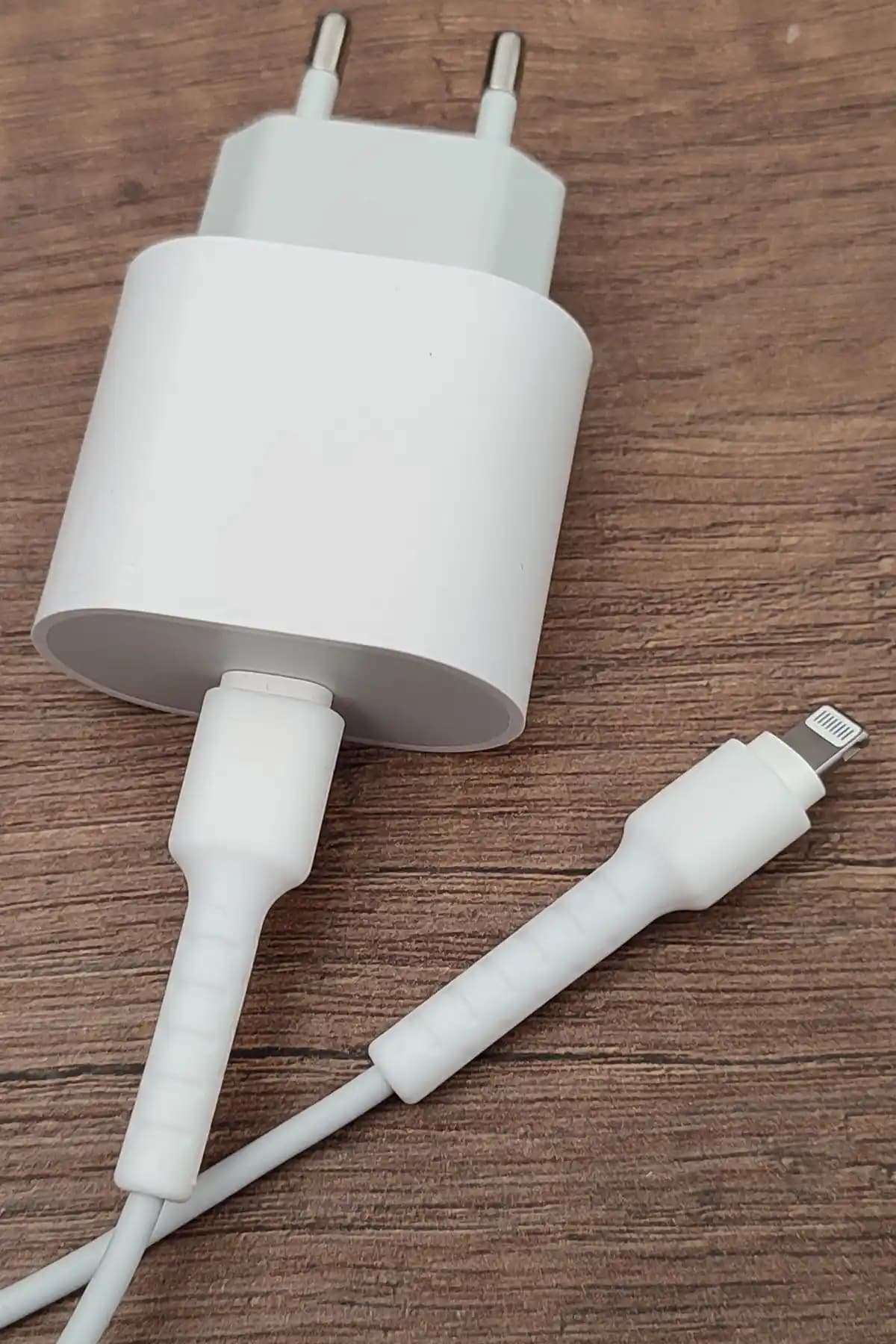 3GEN CASE Kablo Ucu Koruyucu ile Kablolarınızın Ömrünü Uzatın ve Güvenli Kullanım Sağlayın