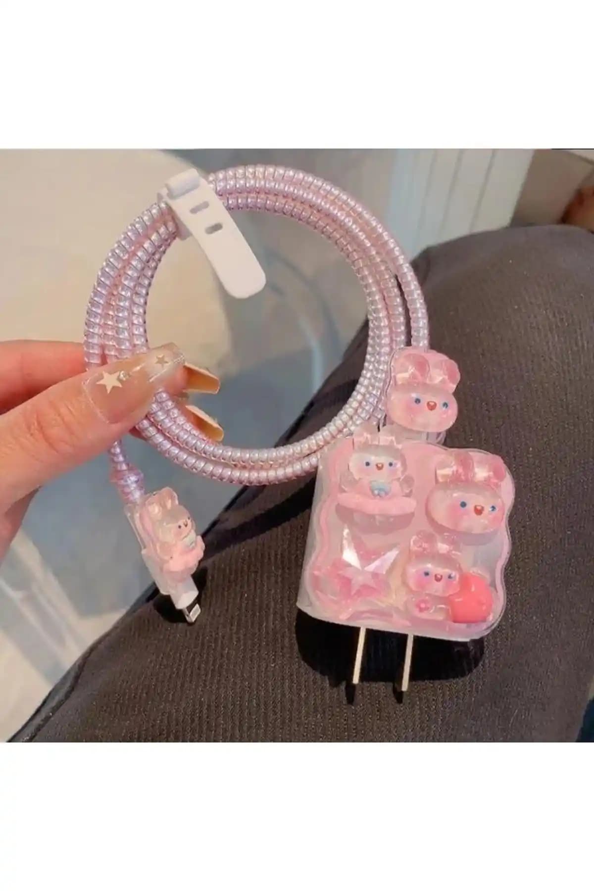 Daystar Pembe Şarj Kılıfı iPhone 18/20W ile Tam Uyum ve Yüksek Koruma Sağlar