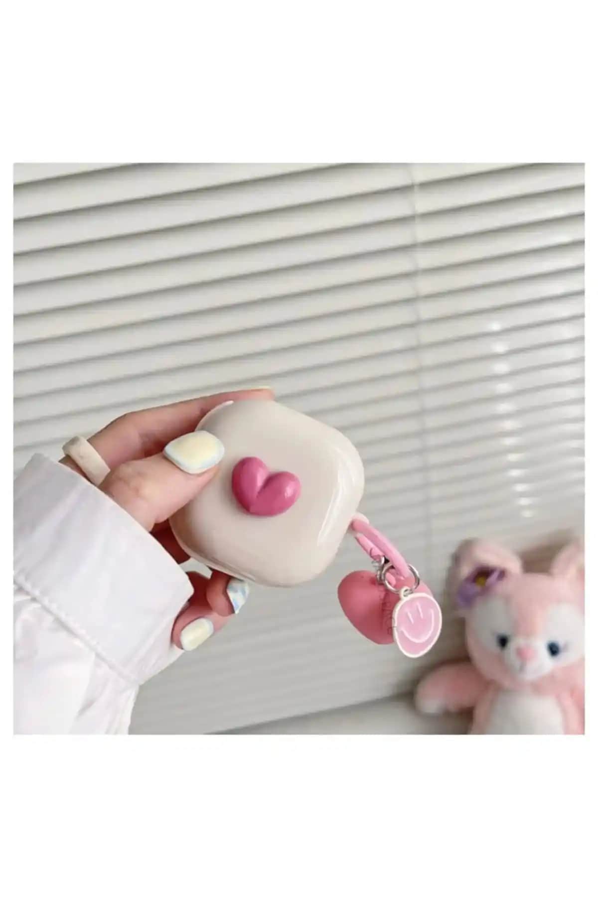 Samsung Galaxy Buds 2 için şık ve dayanıklı kalp desenli kulaklık kılıfı